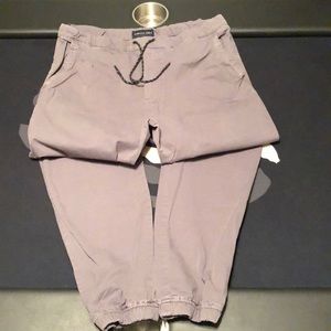 American Eagle - Grey Joggers